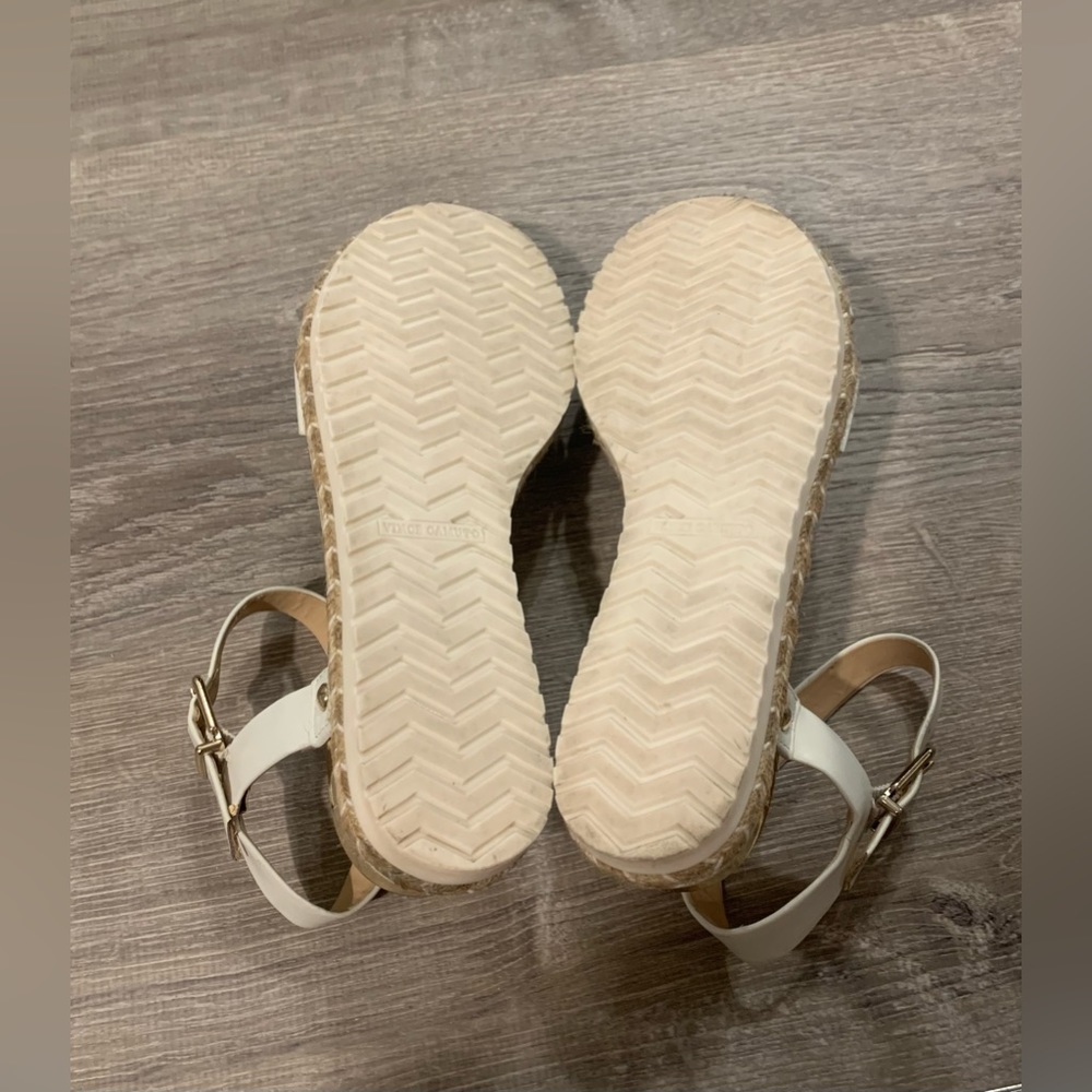 Vince Camuto Kankitta Cross Strap Leather
Jute Sandal - Picture 5 of 5